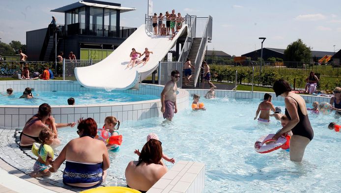 Toekomst Zwembad In Andel Blijft Ongewis Rivierenland Ad Nl