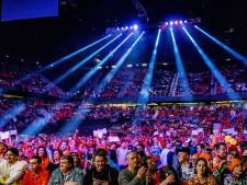 Barney doet niet mee, maar steelt wel de show in Ahoy