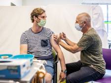 Vaccinatielijn overbelast: veel mensen willen tweede prikafspraak vervroegen