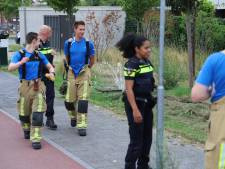 Water spuit uit put bij Kristalweg door lekkage