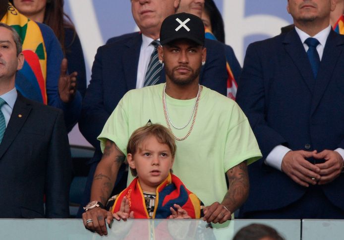 microscoop houder schudden Neymar ontbreekt op training, PSG boos | Buitenlands voetbal | AD.nl