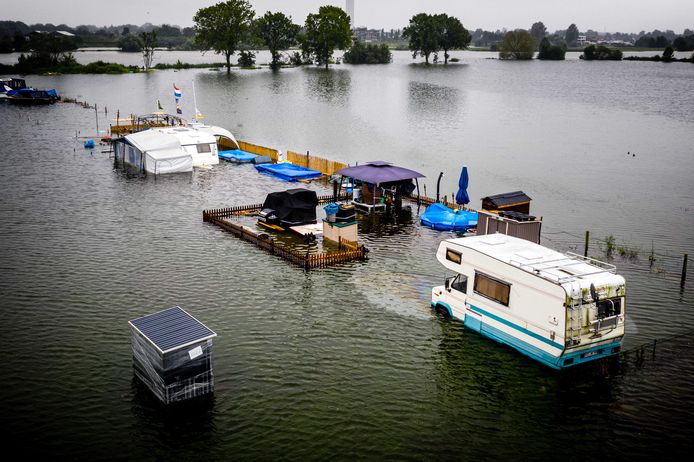 De beelden van de overstromingen in Limburg - hier een camping nabij Roermond - oogden onnederlands.