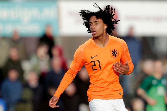 Debutant Zirkzee mag met Jong Oranje EK-ticket bemachtigen ...