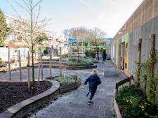 Ouders negeren lockdown: fors meer kinderen in de noodopvang