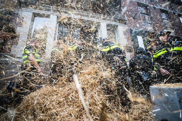 In 2019 zorgden protesterende boeren voor onrust bij het provinciehuis in Groningen. Ook toen was er woede over stikstofregels.