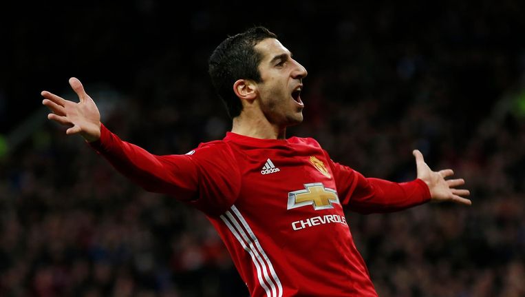 Henrikh Mkhitaryan viert zijn treffer tegen West Bromwich Albion Beeld REUTERS