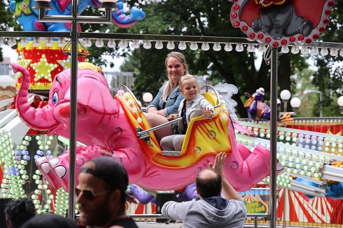 Genieten de kermis zolang het kan: 'Je weet nooit ze in Den Haag beslissen' | Eindhoven ed.nl