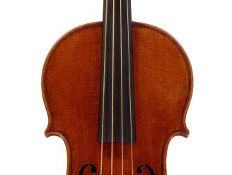 Man vergeet geleende Stradivarius op trein