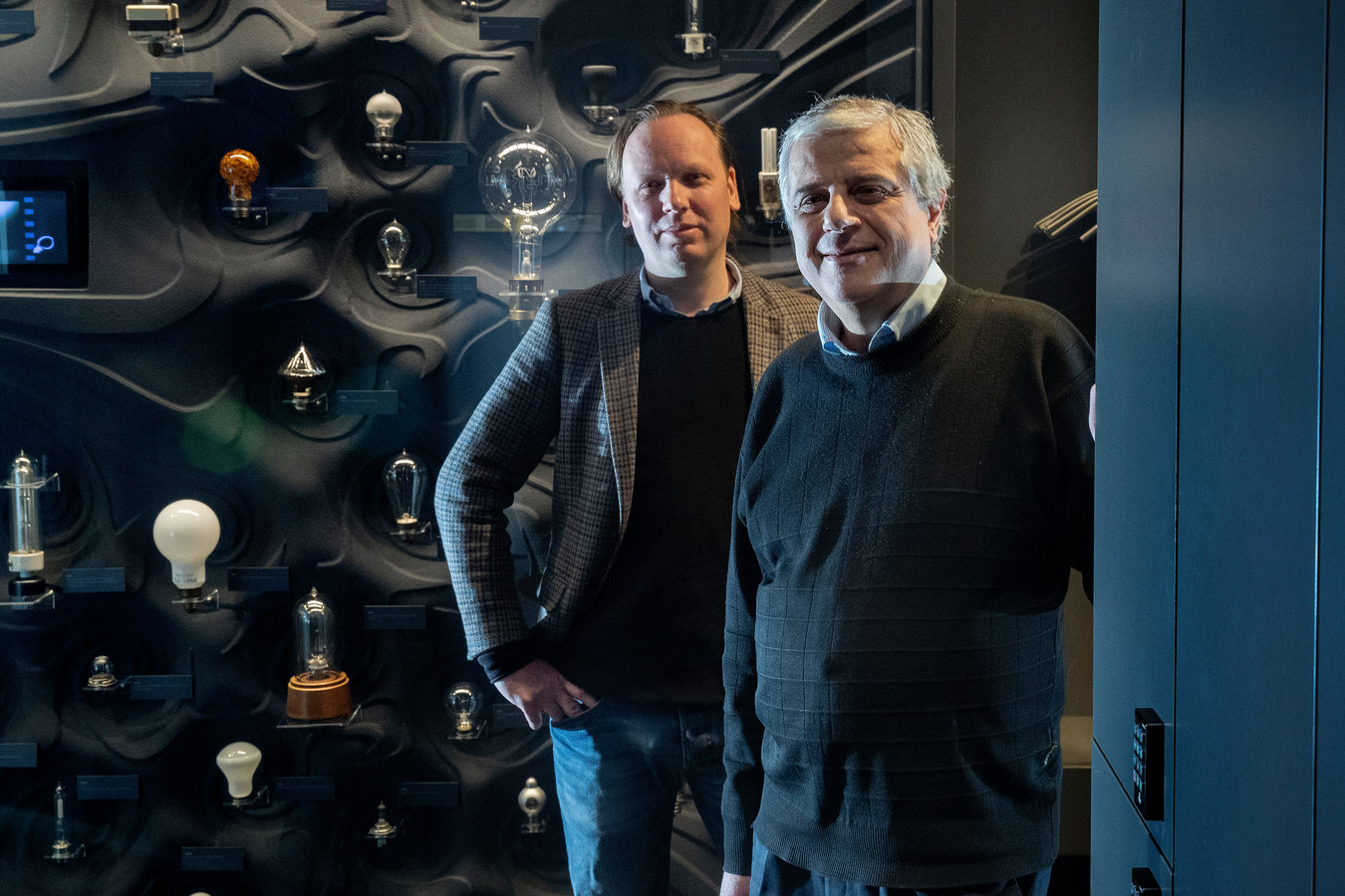 Uitvinders Signify Maken Lamp Van Afgedankte Visnetten Foto AD nl