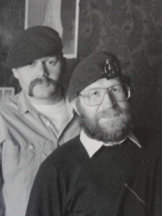 Frank Hellendoorn (l) en Charles Rovers tijdens hun ontmoeting in 1987.