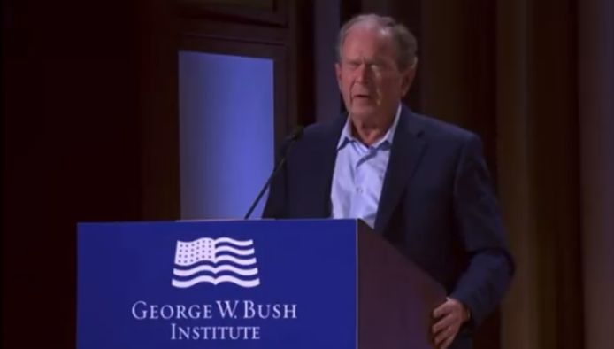 George W. Bush était mercredi soir à Dallas, au Texas, où il a tenu un discours à l’institut qui porte son nom.
