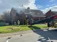 De woning is tijdelijk onbewoonbaar door de hevige brand.