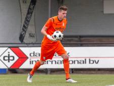 Sleeuwijk-keeper Corné Dekker: ‘Er is altijd het verhaal dat mijn vrouw op hoger niveau speelt’