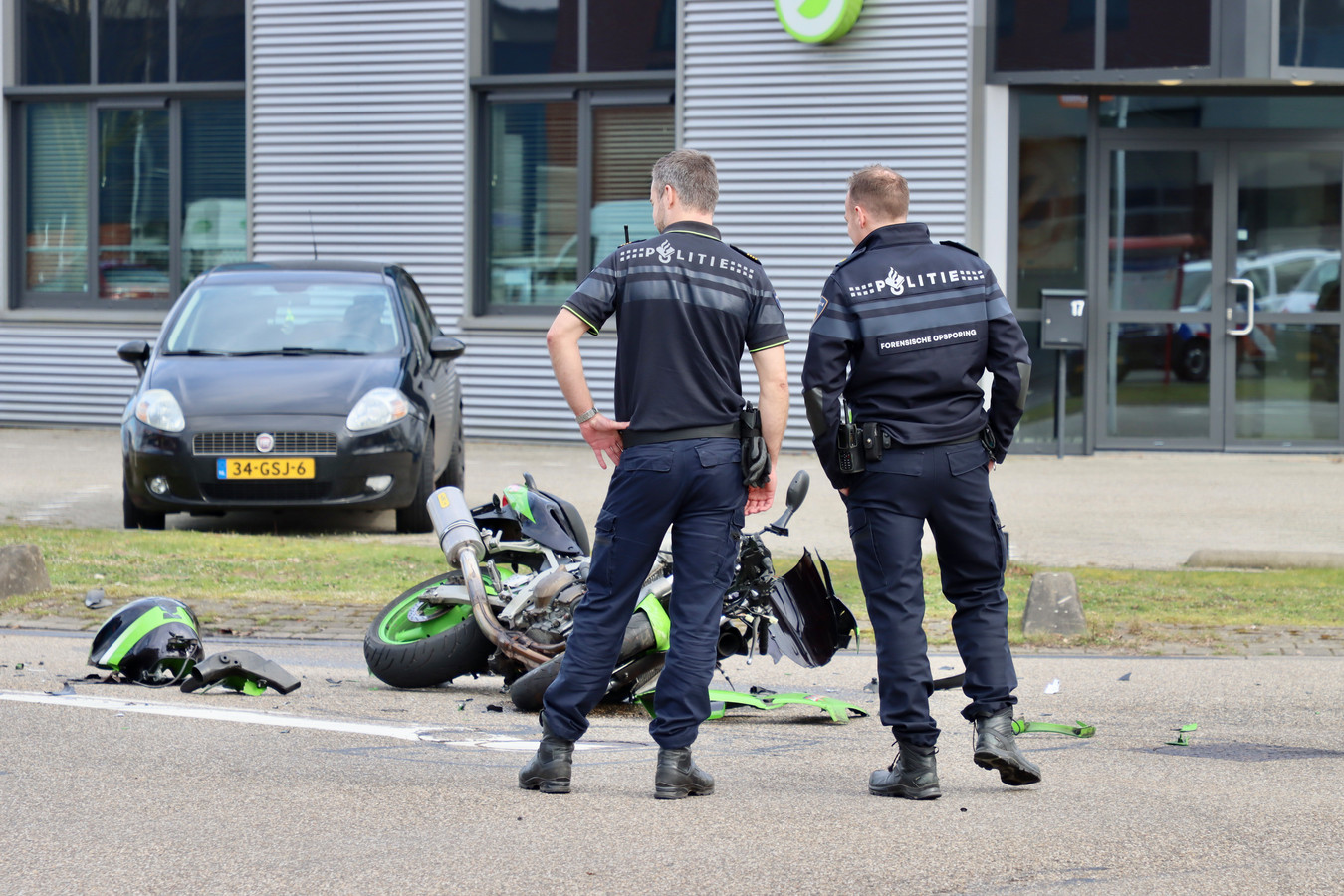 Het ongeluk gebeurde op het kruispunt van de Bremenstraat met de Munsterstraat.