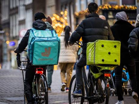 Onderzoek toont serieus probleem met hygiëne van maaltijdboxen: wemelt van de bacteriën