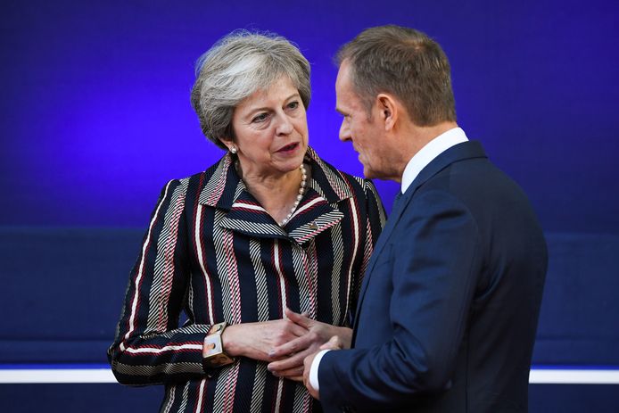 De Britse premier Theresa May en de president van de Europese Commissie Donald Tusk.