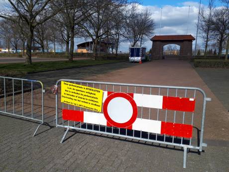 Gemeente maakt einde aan nachtelijk gerace met auto's bij De Rusheuvel in Oss