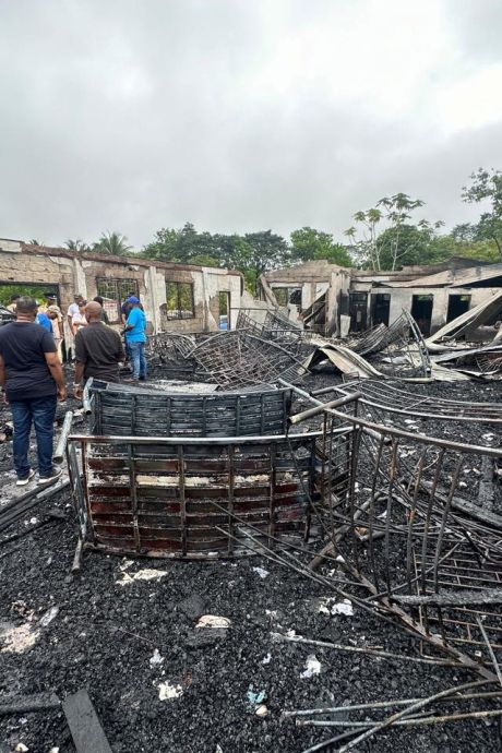 “L’incendie dévastateur” allumé par une élève dont le portable avait été confisqué: 19 jeunes tués