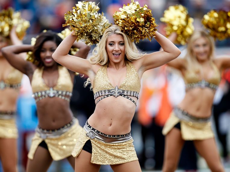 Bailey Davis, een cheerleader van de New Orleans Saints. Beeld Getty Images