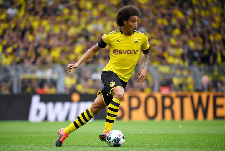 Football Talk. Axel Witsel dicht bij rentree Dortmund ...