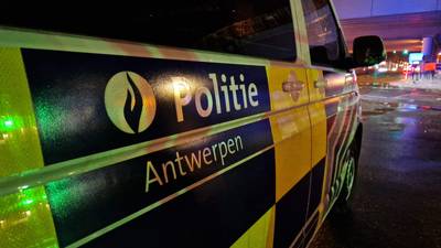 Man in levensgevaar bij steekpartij aan Rivierenhof in Deurne