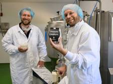 Hoe Twentse broers van koeienstal een fabriekje in sojayoghurt maakten