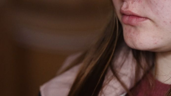'Dasha' (16) getuigt anoniem over haar verkrachting door een Russische soldaat.