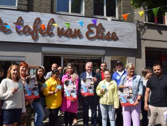 Erembodegemse handelaars doen mee aan ‘Oefen hier je Nederlands’-campagne: “Elk contact is een kans om de taal te oefenen”
