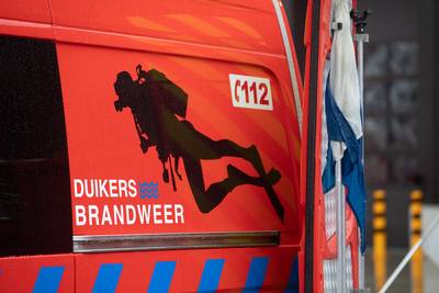 Brugspringer komt niet meer boven water in Netekanaal in Ranst: brandweer met meerdere ploegen op zoek