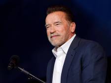 Schwarzenegger geeft veteranen dak boven hun hoofd voor kerst