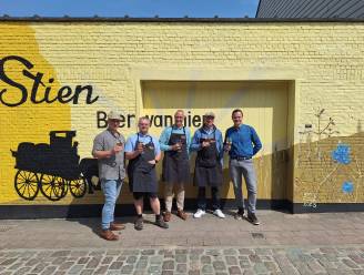 Nieuwe Stien-microbrouwerij in Fortstraat opent deuren: “Een plaats om te experimenteren met nieuwe bieren”