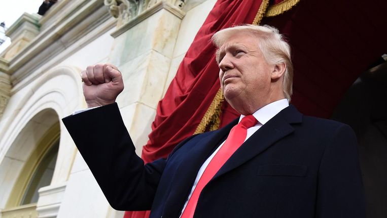 Oud-minister James Baker: 'Presidenten zijn geen regeerders die op eigen houtje kunnen handelen.' Beeld afp