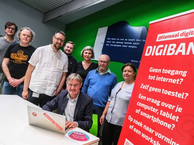 Al 19.000 Kortrijkzanen tekenden voor Allemaal Digitaal in, aanbod vernieuwt en breidt uit: “Elke inwoner beschermen in digitale wereld”