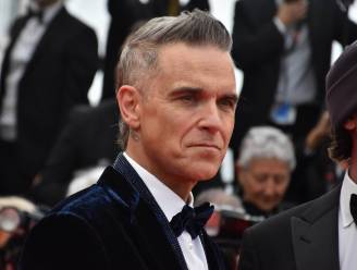 Robbie Williams klaagt cancelcultuur aan op sociale media: “Ik ben géén rolmodel”