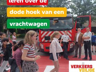 Leerlingen van De Vlinder en leden van Samana en Okra leren alles over de gevaren van de dode hoek