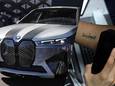 Fotomontage: de BMW iX Flow and E Ink en de Prinker.