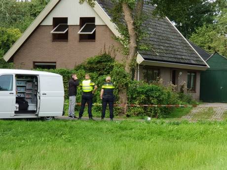 Gezin probeert inbreker te overmeesteren: vrouw zwaargewond