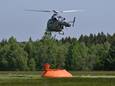 L’hélicoptère bombardier d’eau est en action dans les Fagnes depuis mardi.