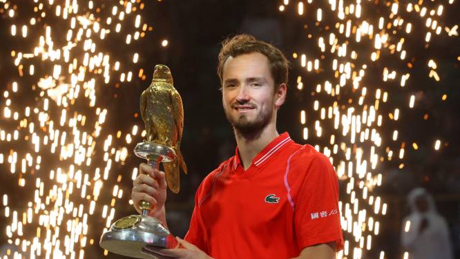 Trop fort pour Murray, Medvedev confirme son excellente forme et s'adjuge le tournoi de Doha