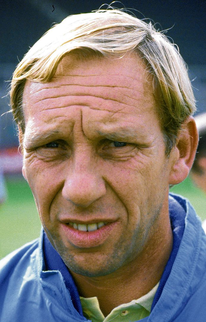 Portret van Pim van de Meent als trainer van FC Den Haag in 1984.