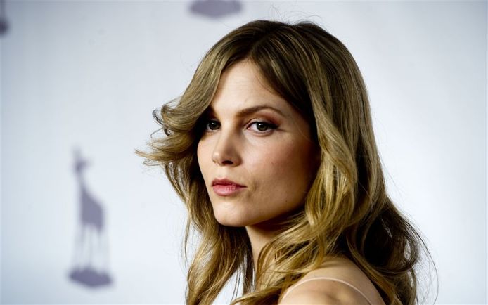 Sylvia Hoeks.