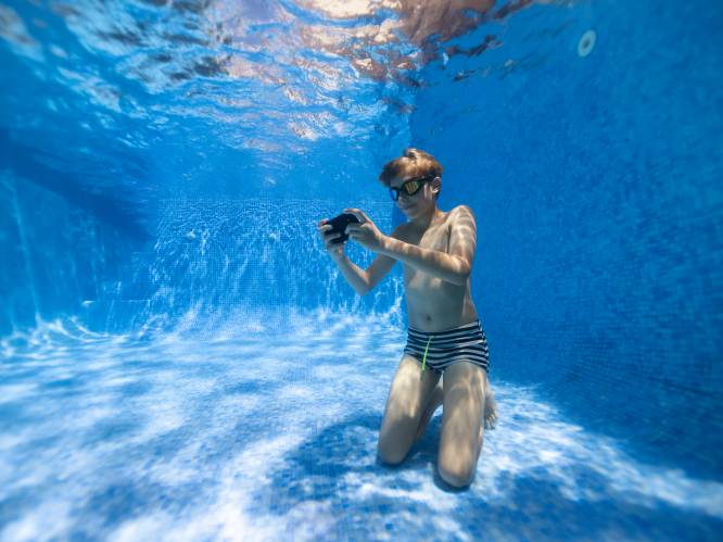 Met deze smartphones kun je onder water filmen