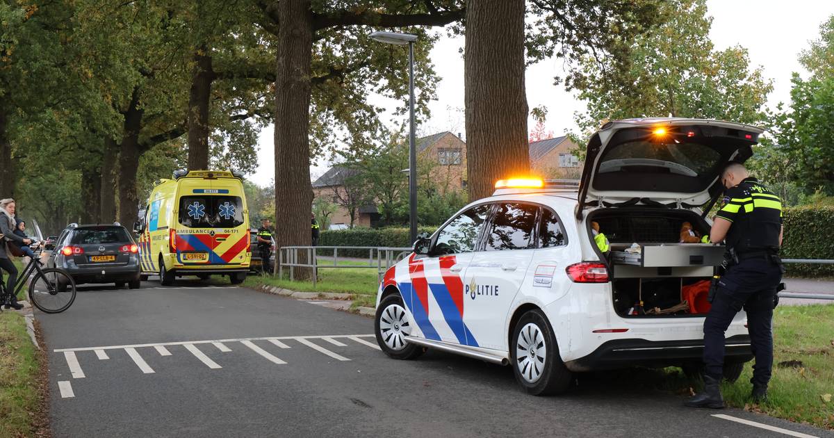 Fietsster gewond na aanrijding op oversteekplaats in Schalkhaar.