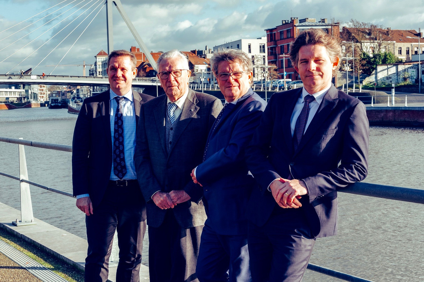 LEVENSVERHAAL. Roger Vandelanotte (102), die trakteerde op extra