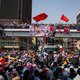 Inwoners van Myanmar demonstreren met hun boodschappenmand: ‘We willen het volledige systeem platleggen’