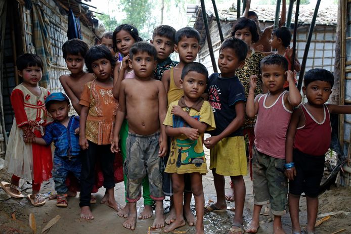 Rohingyakinderen in een vluchtelingenkamp in Teknaf in Bangladesh.