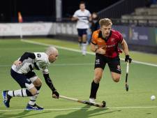 Oranje-Rood sleept punt uit het vuur na doelpuntenfestijn: ‘Een rollercoaster’
