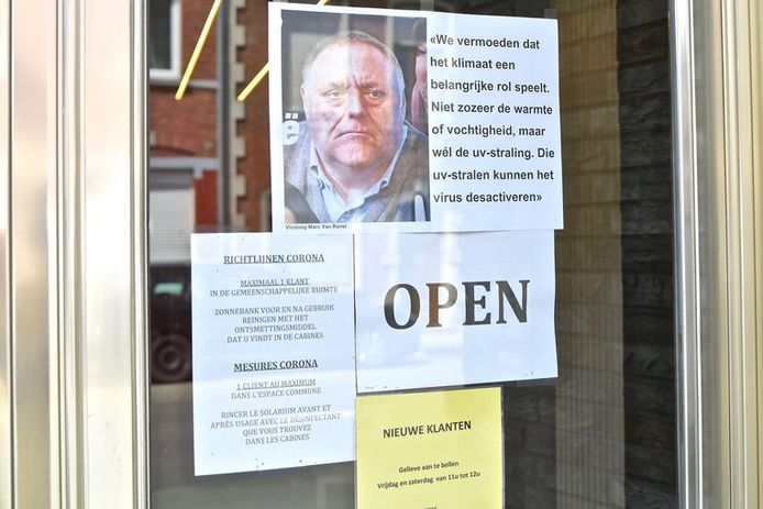 Un Banc Solaire Affiche Une Citation De Marc Van Ranst Sur La Vitrine Drole D Interpretation De Mes Propos Insolite 7sur7 Be