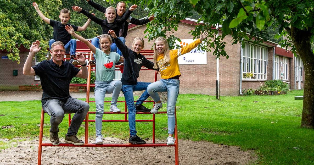 Deze zeven kinderen in Den Nul hebben een schoolgebouw voor zichzelf. Nog wel