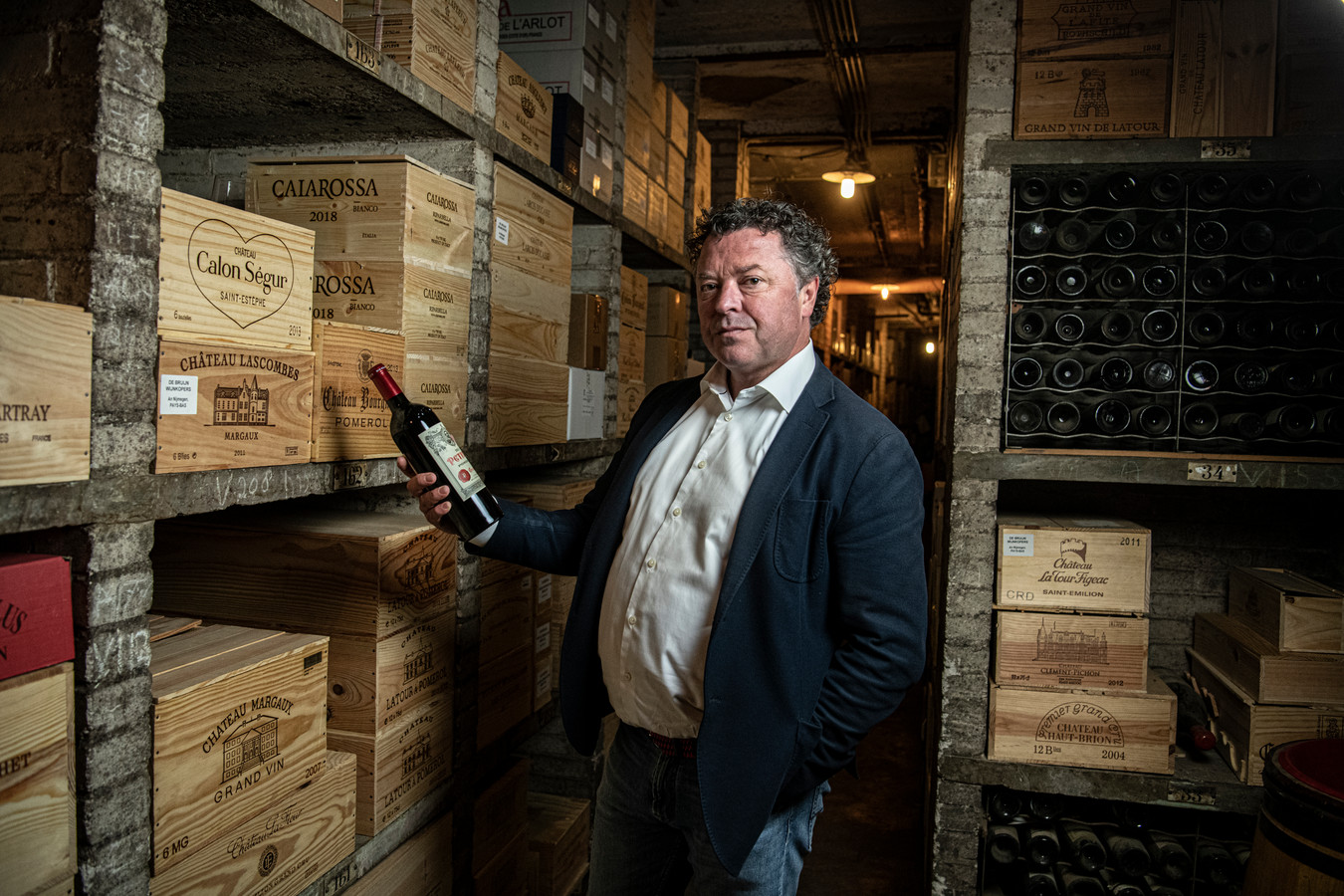 Zilveren Erepenning van Nijmegen voor 250jarige wijnkoperij P. de